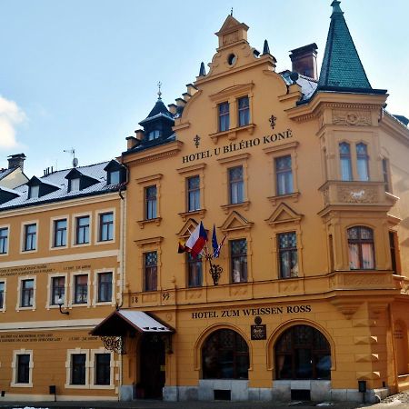 Hotel U Bileho Kone Loket Eksteriør bilde