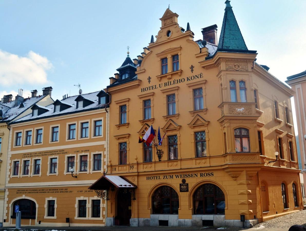 Hotel U Bileho Kone Loket Eksteriør bilde